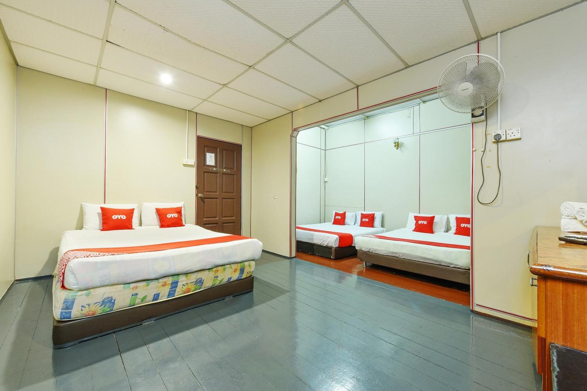 Oyo 90627 Pulau Ketam Inn Кланг Экстерьер фото